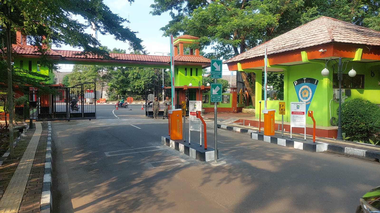 Plaza Pemkot Bekasi Akan Di Pasang Palang Pintu Otomatis