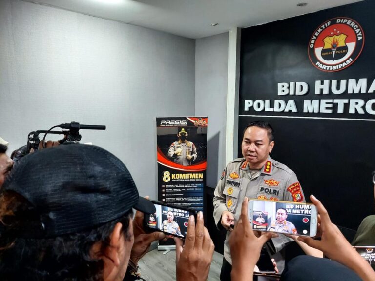 Polisi Pastikan Pelat Mobil Dinas Polri Penabrak Ojol di Jakarta Timur Palsu