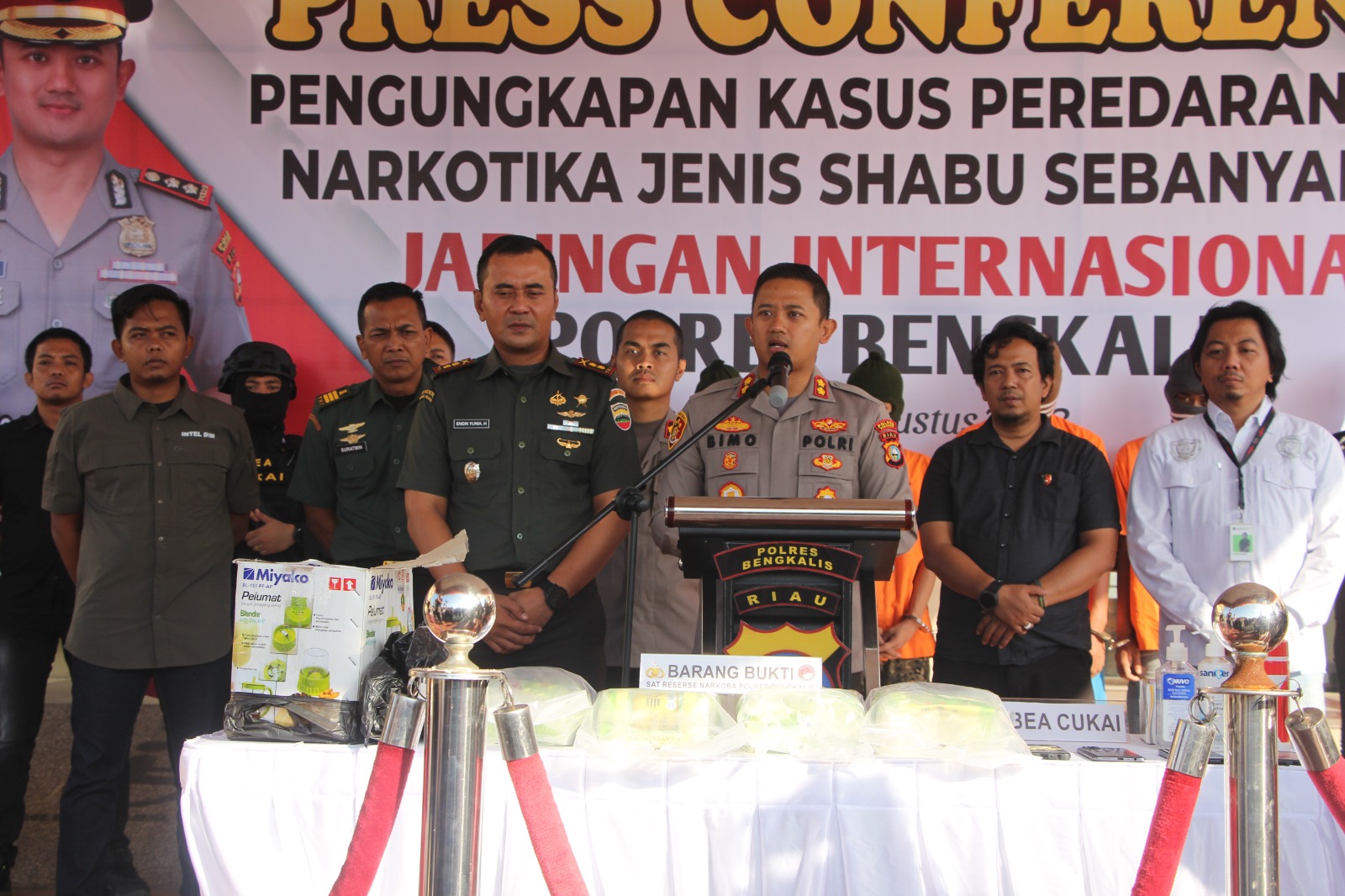 KONFERENSI PERS POLRES BENGKALIS: TINDAK PIDANA NARKOTIKA JENIS SABU Sebanyak 4 kg Jarigan Internasional