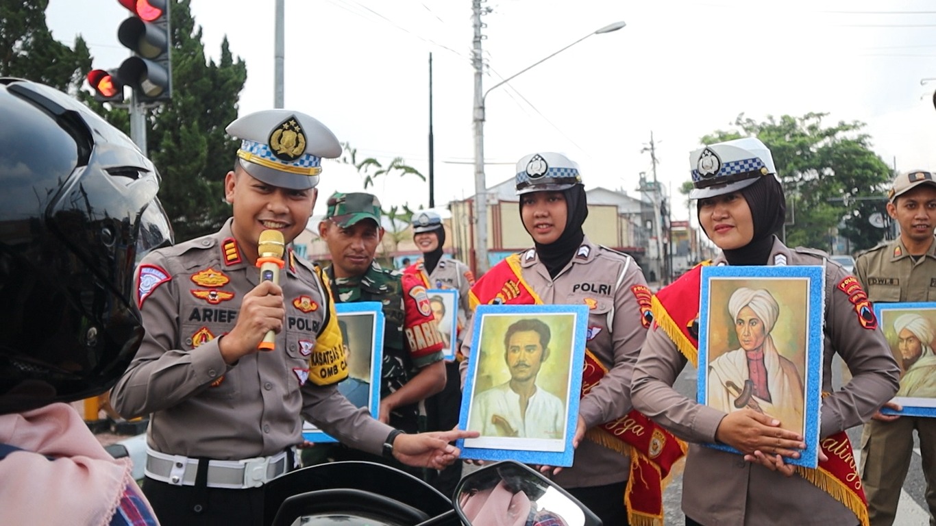 Hari Pahlawan, Satlantas Polres Purbalingga Gelar Hening Cipta dan Kuis Tebak Pahlawan